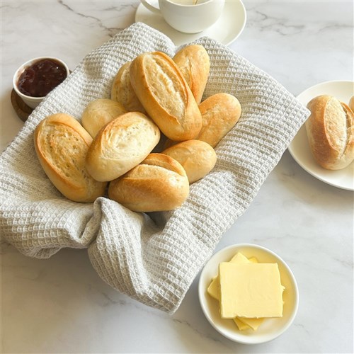 BREAD ROLL WHITE CATERING (240 X 35GM) # 11430A BAKERS MAISON